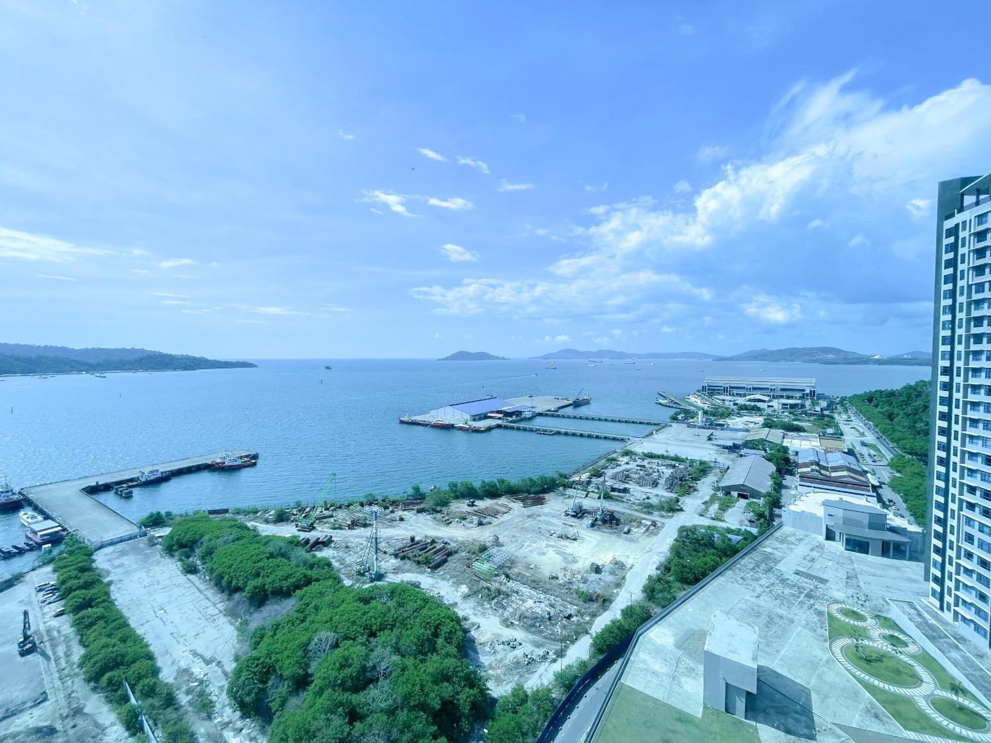 Vv Homestay Jesselton Quay Surla Sabah Mall Kk 亚庇贵赴行馆 コタキナバル エクステリア 写真