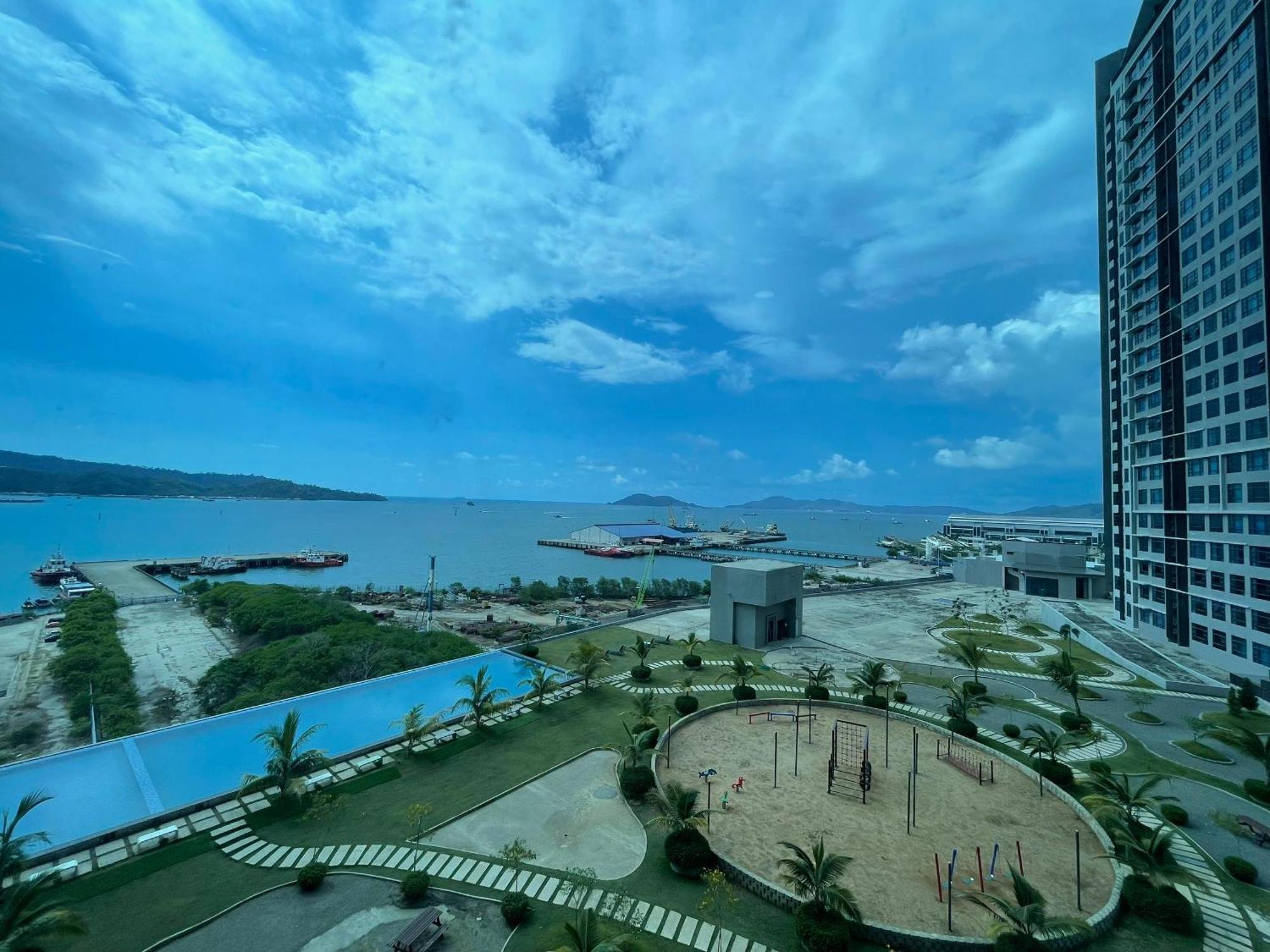 Vv Homestay Jesselton Quay Surla Sabah Mall Kk 亚庇贵赴行馆 コタキナバル エクステリア 写真