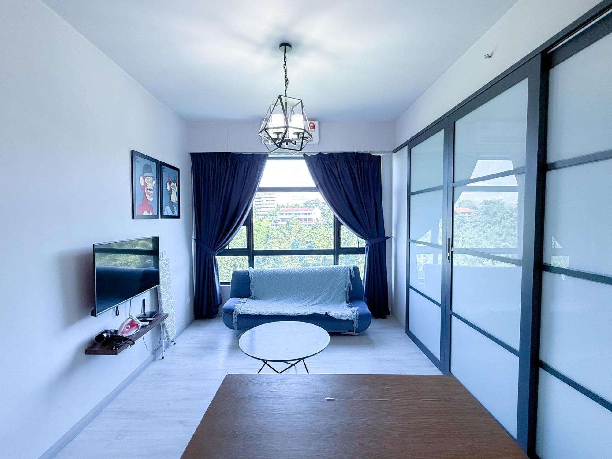 Vv Homestay Jesselton Quay Surla Sabah Mall Kk 亚庇贵赴行馆 コタキナバル エクステリア 写真