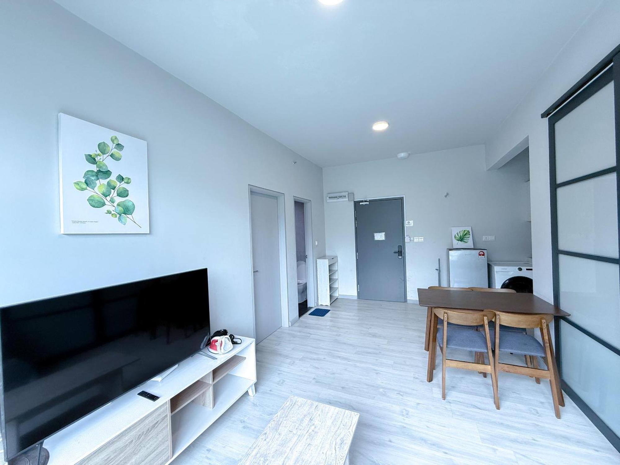 Vv Homestay Jesselton Quay Surla Sabah Mall Kk 亚庇贵赴行馆 コタキナバル エクステリア 写真