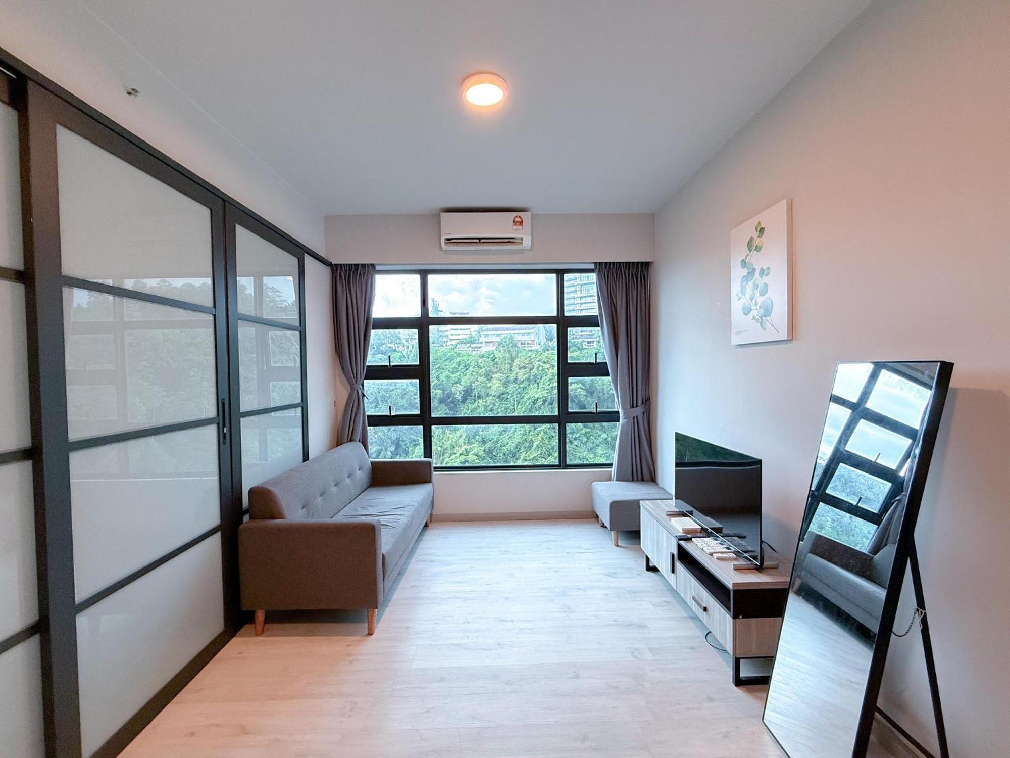 Vv Homestay Jesselton Quay Surla Sabah Mall Kk 亚庇贵赴行馆 コタキナバル エクステリア 写真
