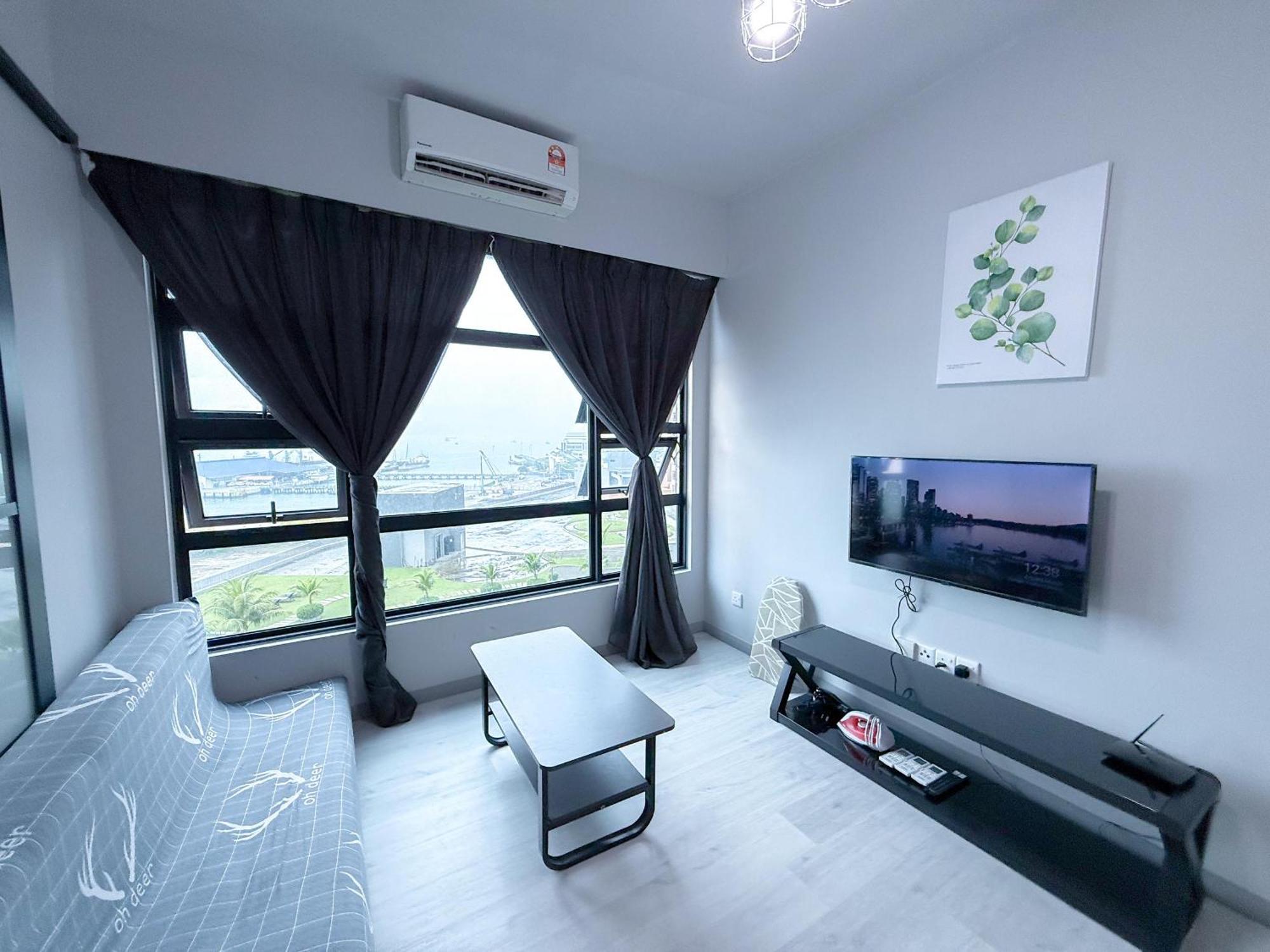 Vv Homestay Jesselton Quay Surla Sabah Mall Kk 亚庇贵赴行馆 コタキナバル エクステリア 写真