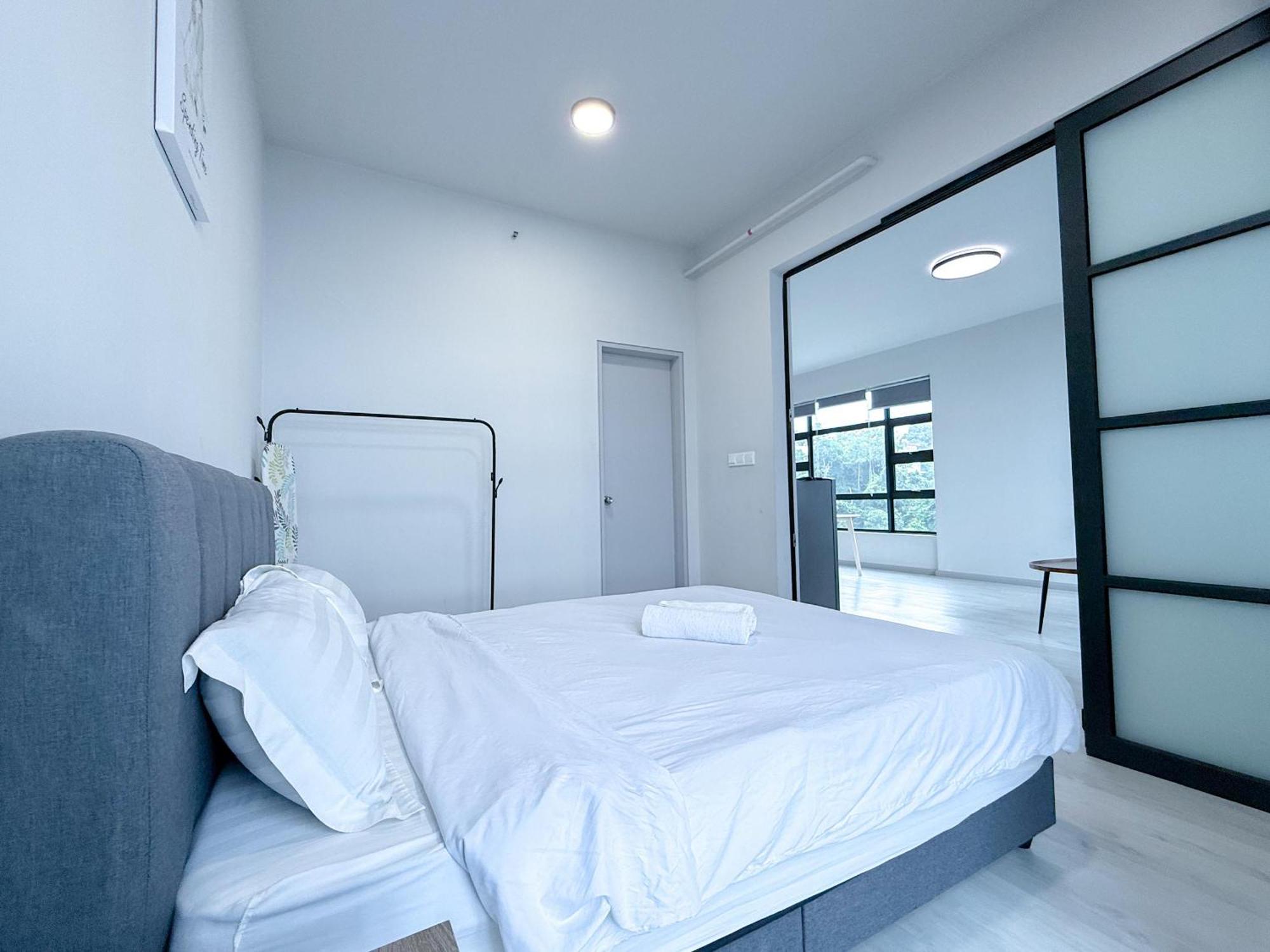 Vv Homestay Jesselton Quay Surla Sabah Mall Kk 亚庇贵赴行馆 コタキナバル エクステリア 写真