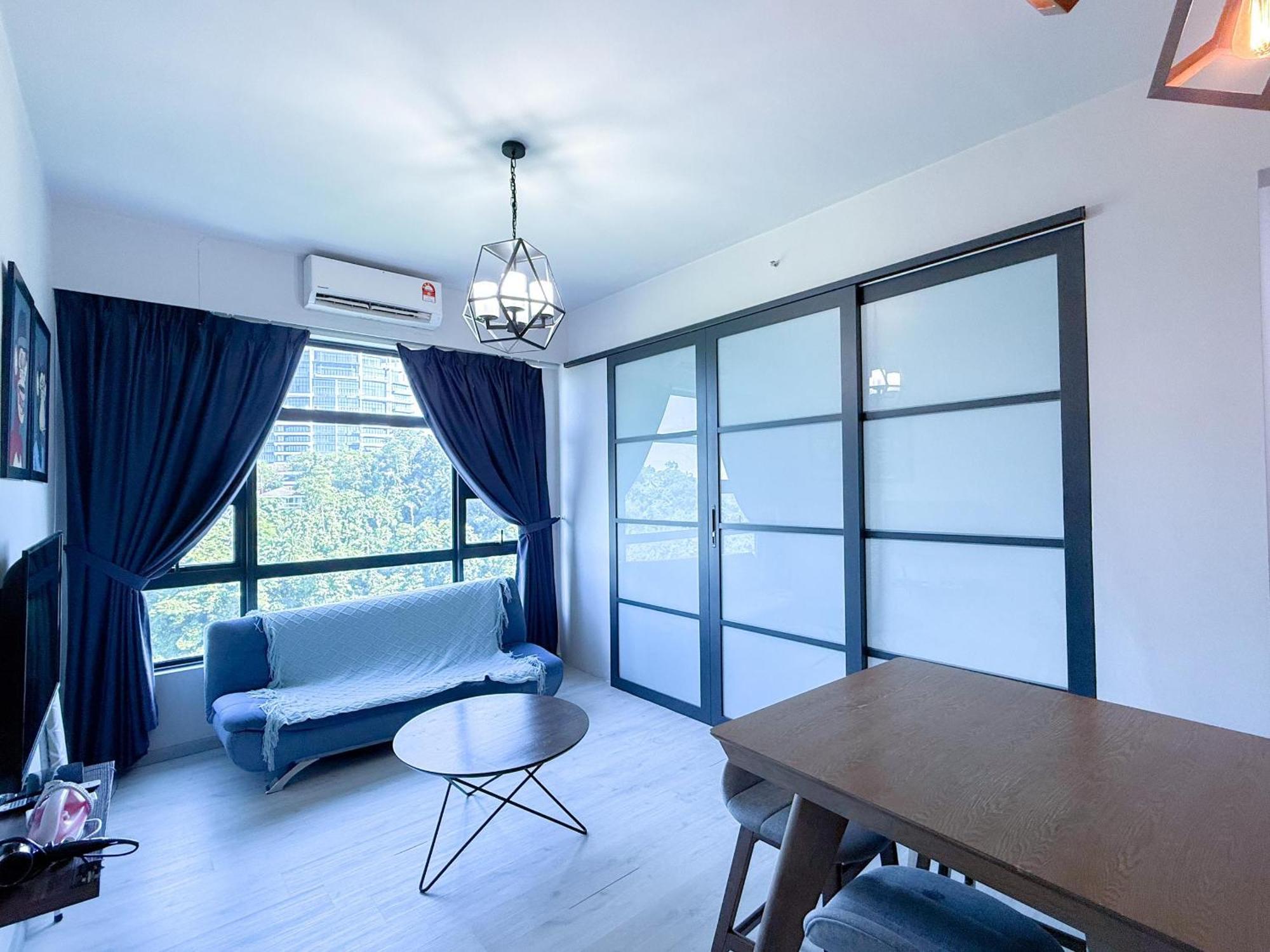 Vv Homestay Jesselton Quay Surla Sabah Mall Kk 亚庇贵赴行馆 コタキナバル エクステリア 写真